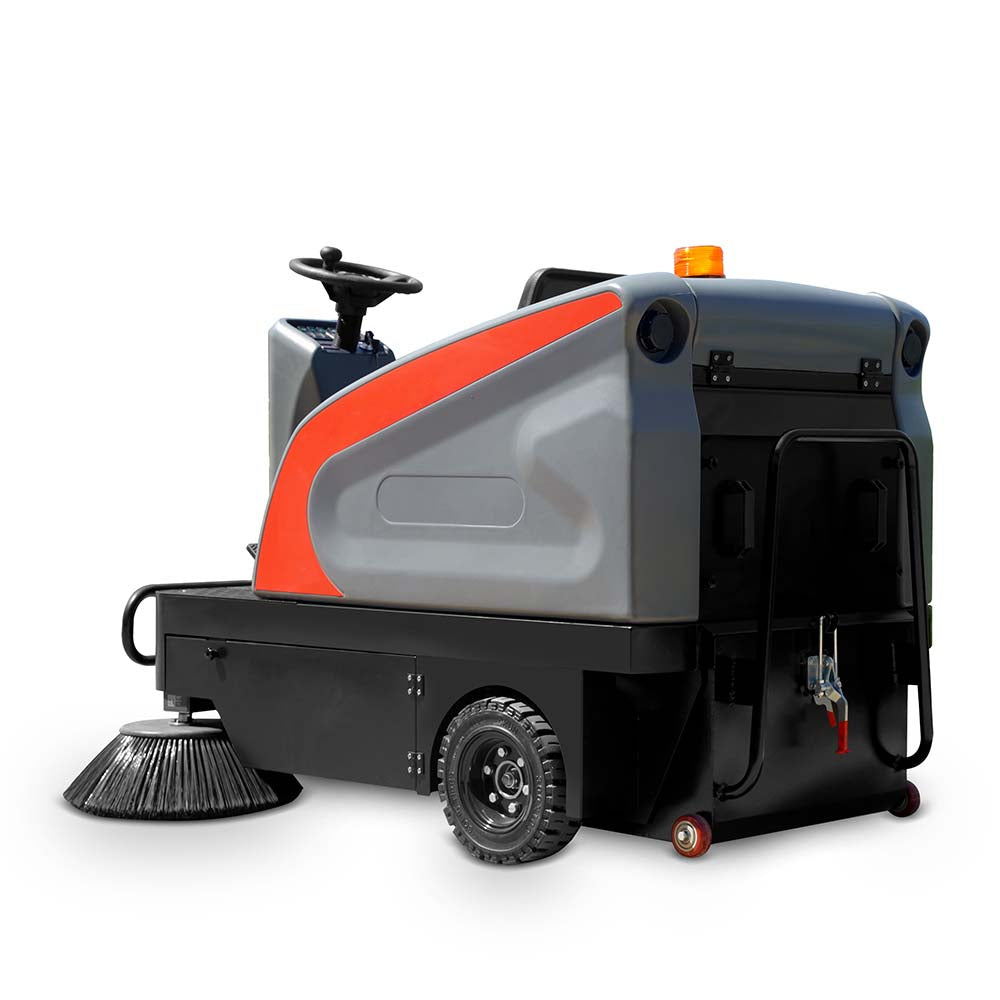 COMP K-138 • Aufsitz-Kehrmaschine