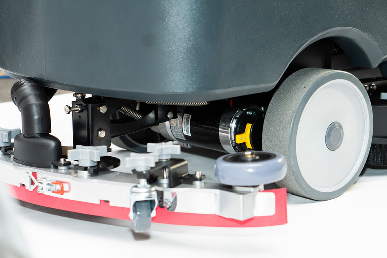 COMP X-70S • Aufsitz-Bodenscheuermaschine