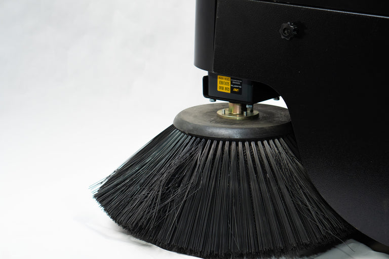 COMP K-125 • Aufsitz-Kehrmaschine